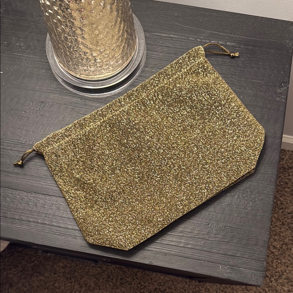 Gold Draw Makeup Bag